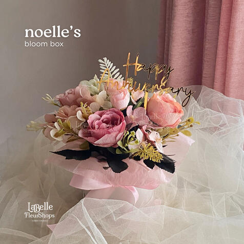 Noelle's Bloom Box (D10)