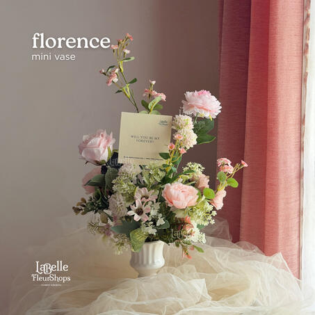 Florence's Mini Vase